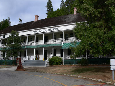 Historic Wawona Hotel in Yosemite National Park 
